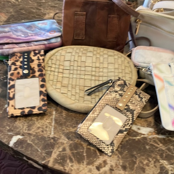 BUNDLE of bags, wallets and essentials - Picture 3 of 7